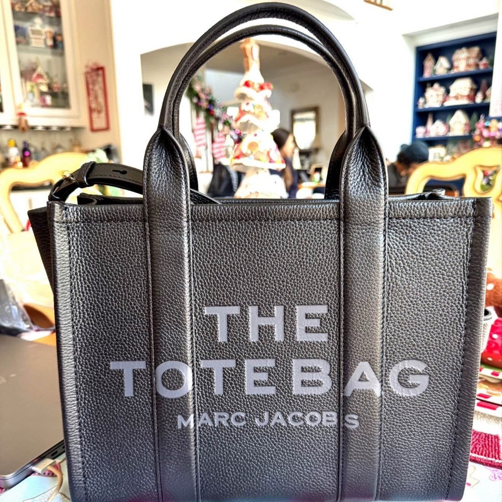 Marc Jacobs Black Leather Tote Bag